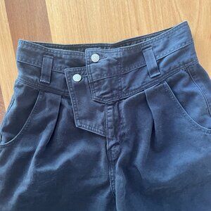 Levi's X Stranger Things Eleven-El Pleated Women's Jeans size 27